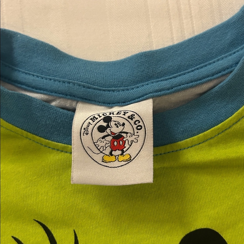 Disney store Japan Minnie Mouse tee - Picture 3 of 4